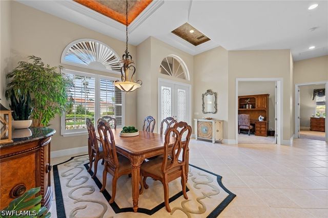 20301 Leopard LN, Estero, FL 33928