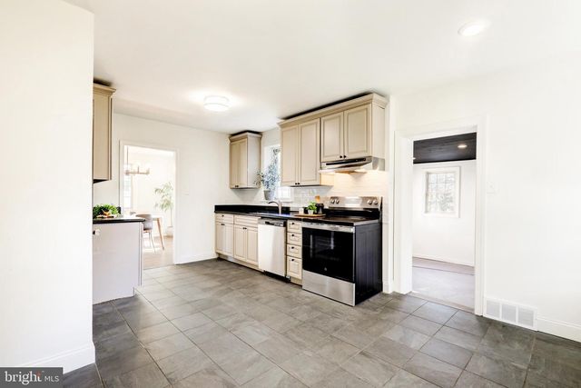 1529 BRIERWOOD RD, Havertown, PA 19083