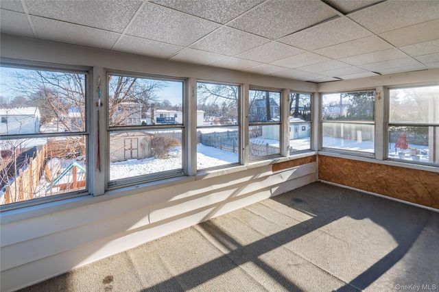 19 Maryland Avenue, Poughkeepsie, NY 12603