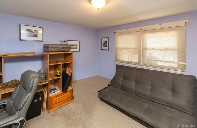 19 Maryland Avenue, Poughkeepsie, NY 12603