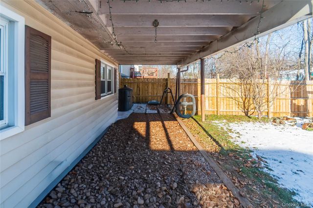 19 Maryland Avenue, Poughkeepsie, NY 12603