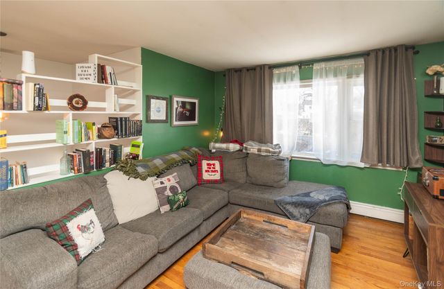 19 Maryland Avenue, Poughkeepsie, NY 12603