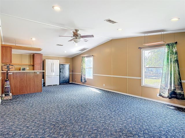 45750 PINE STREET, Paisley, FL 32767