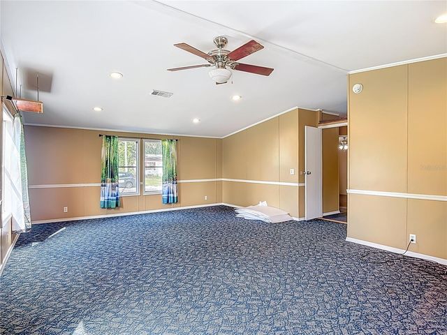 45750 PINE STREET, Paisley, FL 32767