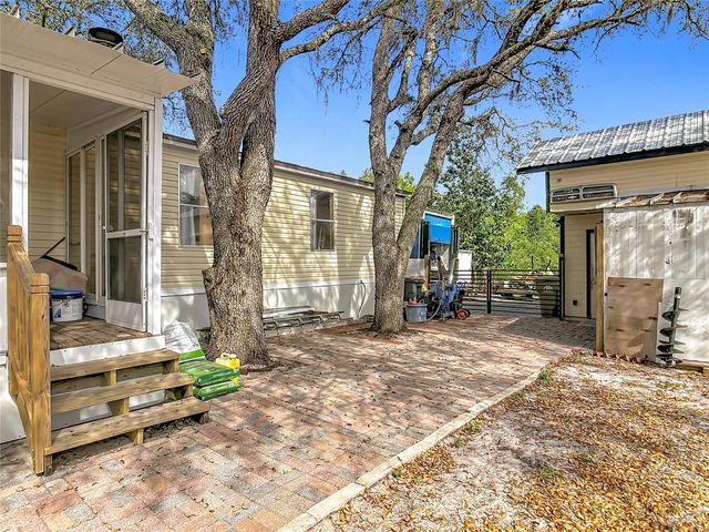 45750 PINE STREET, Paisley, FL 32767
