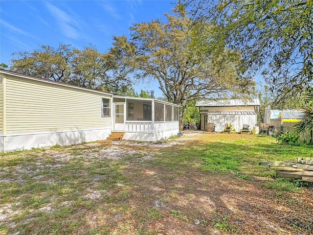 45750 PINE STREET, Paisley, FL 32767