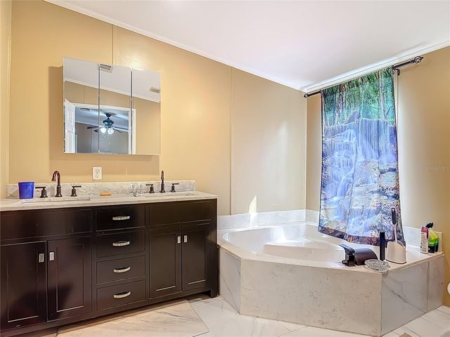45750 PINE STREET, Paisley, FL 32767