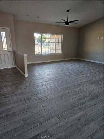 18994 Vine Street, Hesperia, CA 92345