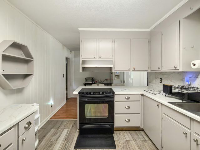 103 Wren Court, Summerville, SC 29485