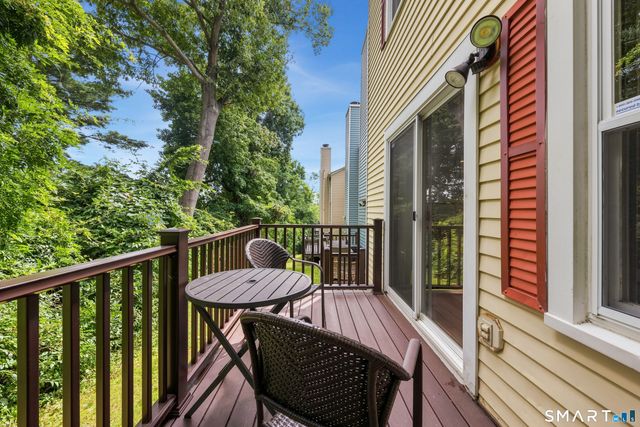 55 Mill Plain Road 12-1, Danbury, CT 06811