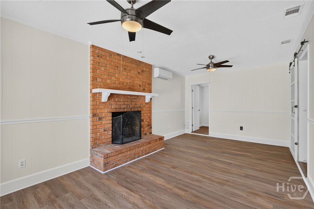 Image 10 of property listing at 110 Penn Waller Cove, Savannah, GA 31410