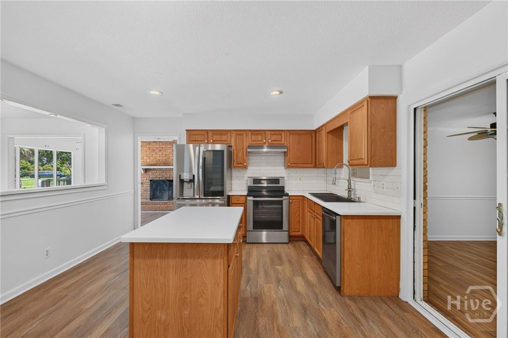 Image 18 of property listing at 110 Penn Waller Cove, Savannah, GA 31410