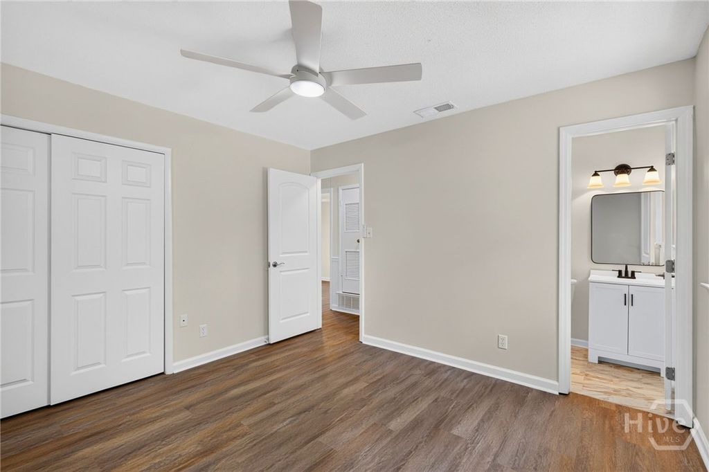 Image 23 of property listing at 110 Penn Waller Cove, Savannah, GA 31410