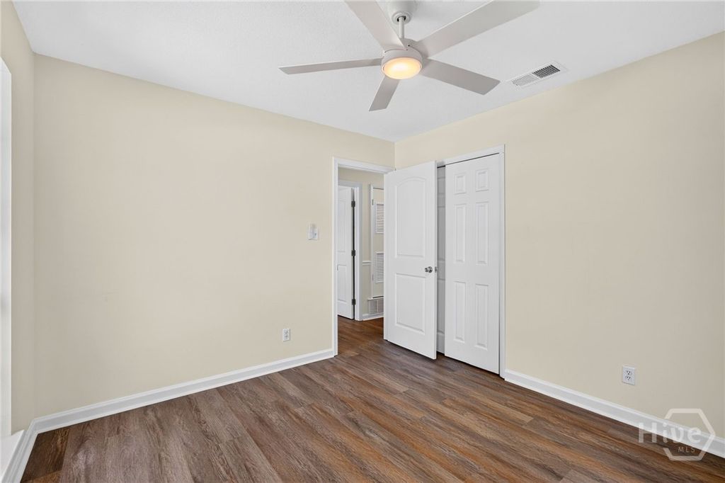 Image 27 of property listing at 110 Penn Waller Cove, Savannah, GA 31410