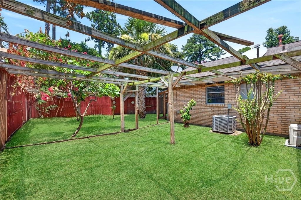 Image 40 of property listing at 110 Penn Waller Cove, Savannah, GA 31410