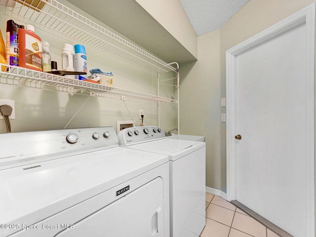 654 Sheridan Woods Drive, Melbourne, FL 32904