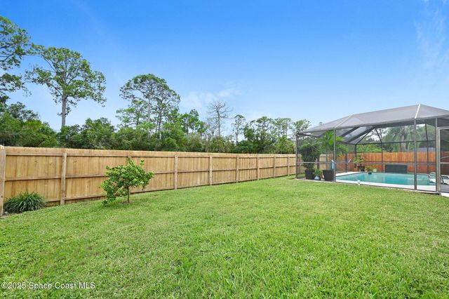 654 Sheridan Woods Drive, Melbourne, FL 32904