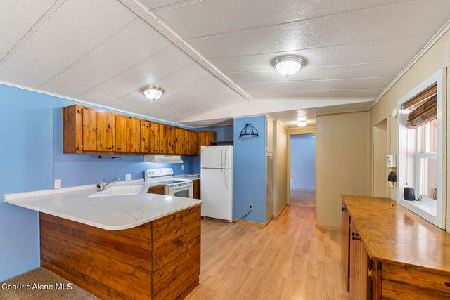 1246 Blanchard Cutoff, Blanchard, ID 83804