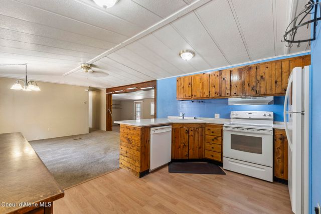 1246 Blanchard Cutoff, Blanchard, ID 83804