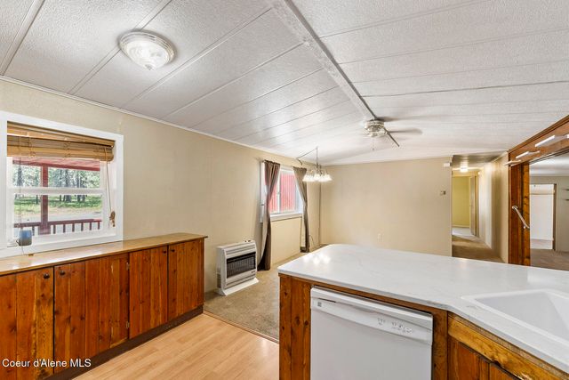 1246 Blanchard Cutoff, Blanchard, ID 83804