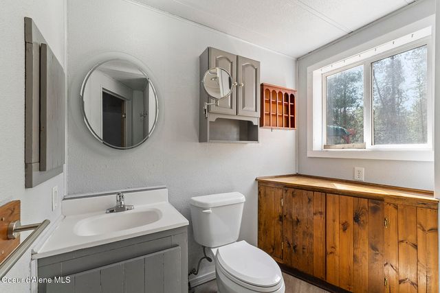1246 Blanchard Cutoff, Blanchard, ID 83804