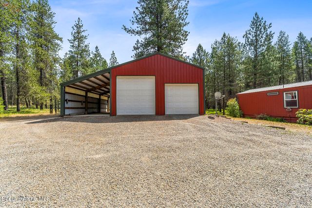 1246 Blanchard Cutoff, Blanchard, ID 83804