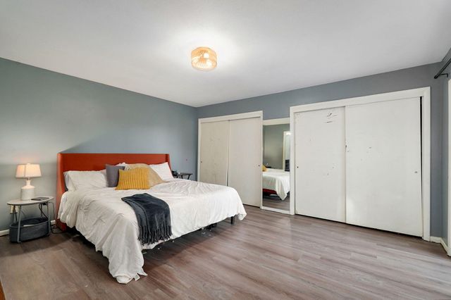 1410 S Briar Avenue, Springfield, MO 65809