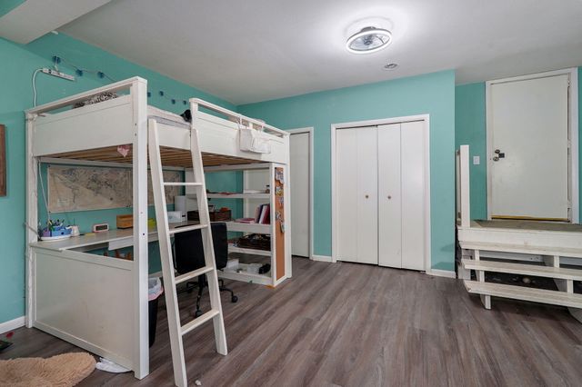 1410 S Briar Avenue, Springfield, MO 65809