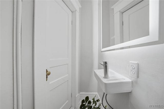 699 Richmond Avenue, Buffalo, NY 14222