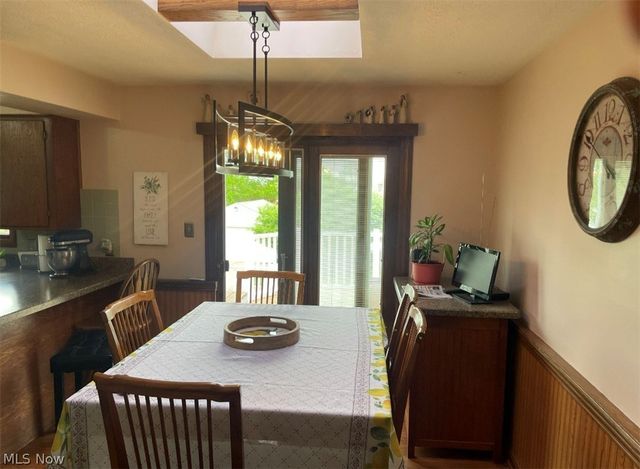 447 W Omar Street, Struthers, OH 44471