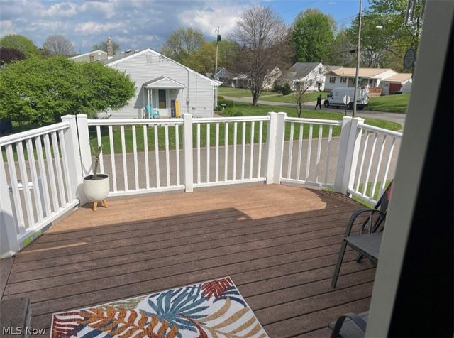 447 W Omar Street, Struthers, OH 44471
