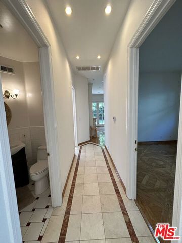 623 Palisades Avenue, Santa Monica, CA 90402