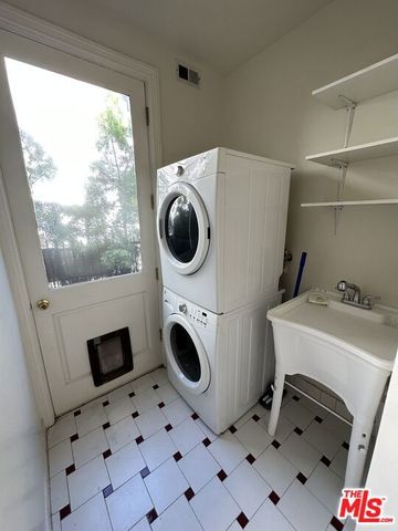 623 Palisades Avenue, Santa Monica, CA 90402