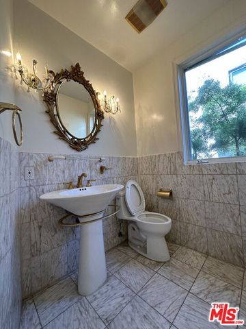 623 Palisades Avenue, Santa Monica, CA 90402