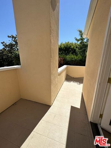 623 Palisades Avenue, Santa Monica, CA 90402