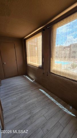 1810 E Blacklidge Dr Apt 114, Tucson, AZ 85719