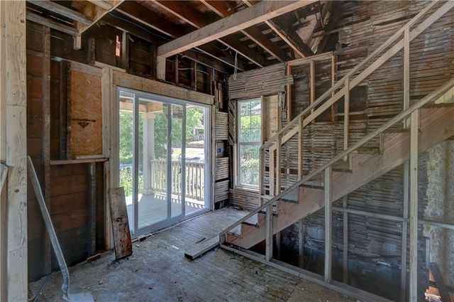 900 Cleveland Avenue, Kansas City, KS 66101