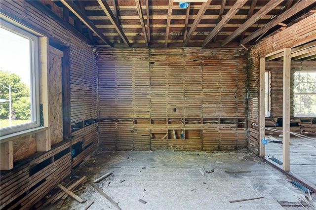 900 Cleveland Avenue, Kansas City, KS 66101