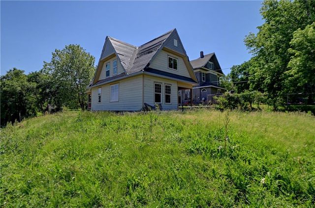 900 Cleveland Avenue, Kansas City, KS 66101