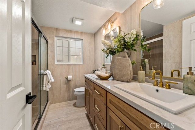 12 Woodleaf, Irvine, CA 92614