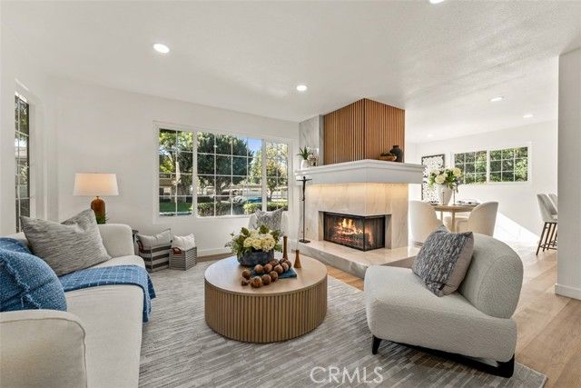 12 Woodleaf, Irvine, CA 92614