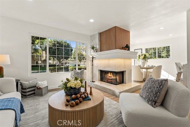 12 Woodleaf, Irvine, CA 92614