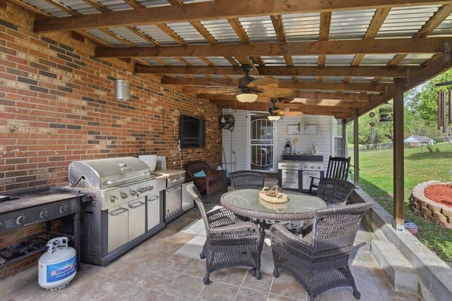 1140 Campbell Rd, Goodlettsville, TN 37072