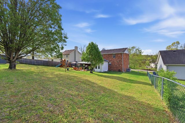 1140 Campbell Rd, Goodlettsville, TN 37072