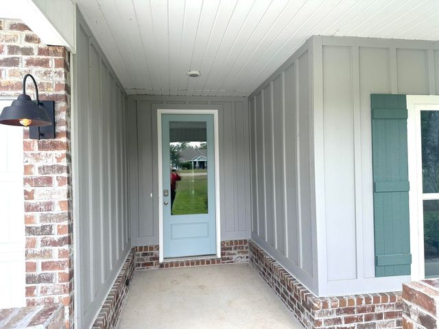 90 Parish Rd., Sumrall, MS 39482