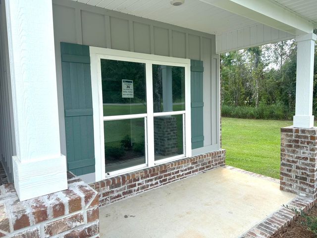 90 Parish Rd., Sumrall, MS 39482