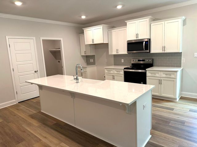 90 Parish Rd., Sumrall, MS 39482