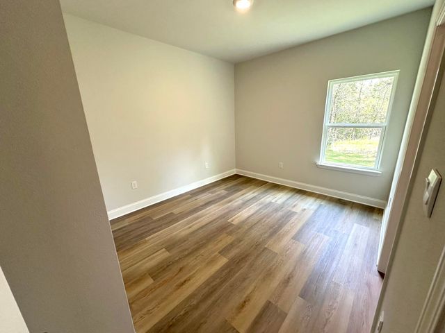 90 Parish Rd., Sumrall, MS 39482