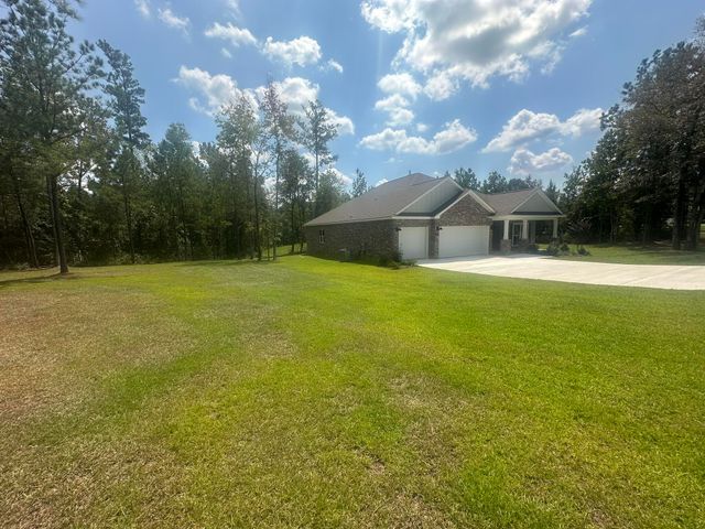 90 Parish Rd., Sumrall, MS 39482