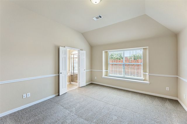 928 Wellington Drive, Lewisville, TX 75067